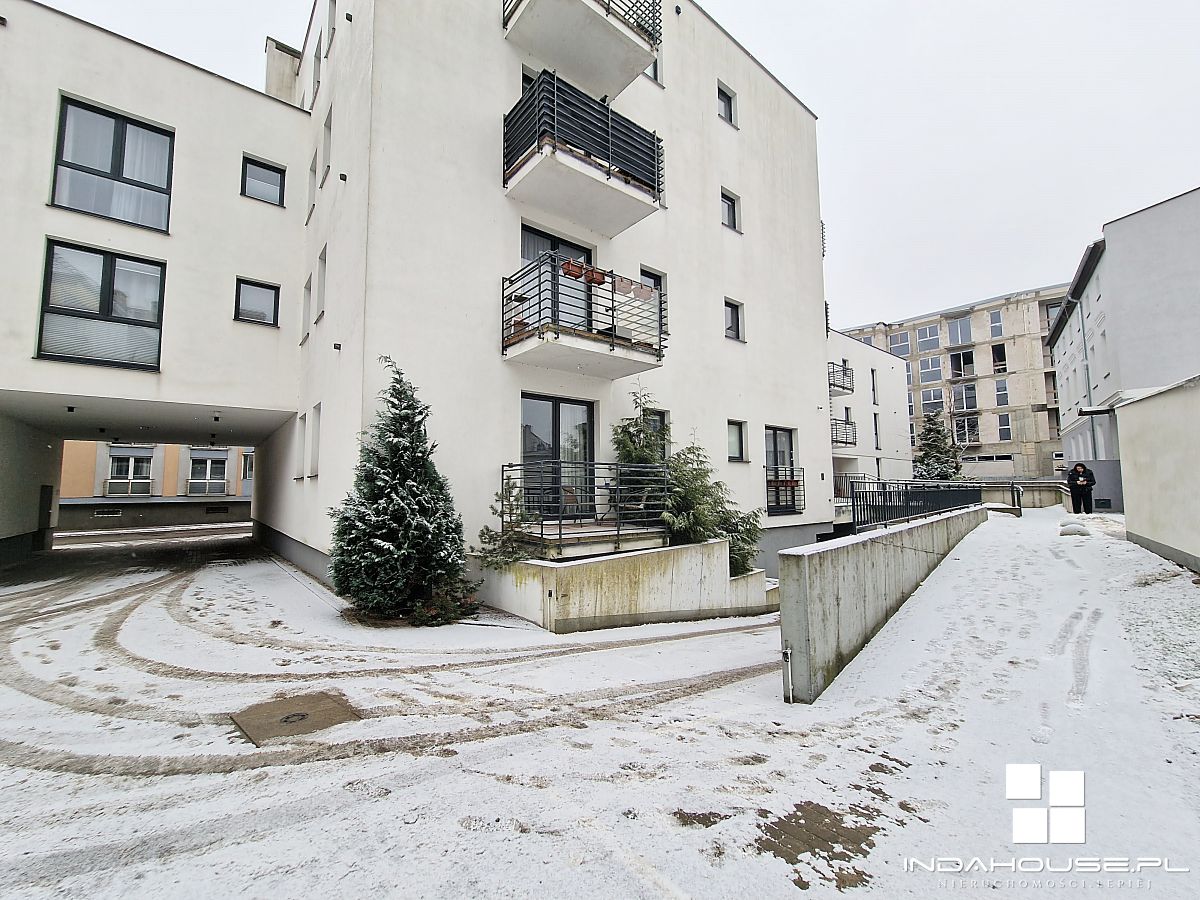 Ciepłe 2 pokojowe, parter, miejsce postojowe, Cent (10)