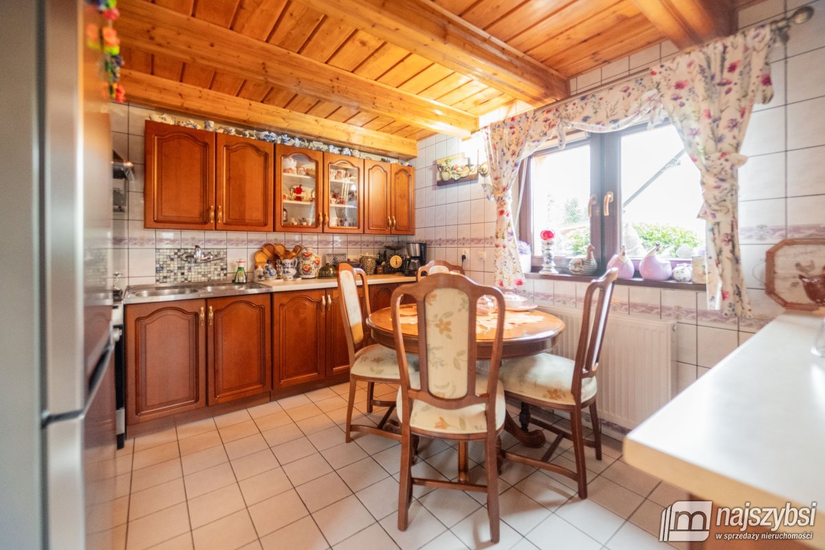 Stara Dobrzyca-Dom z widokiem na jezioro (19)