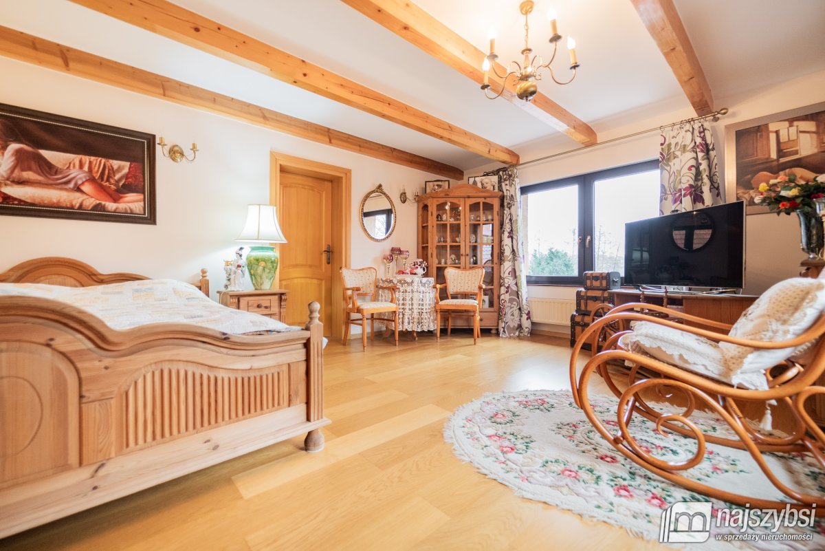 Stara Dobrzyca-Dom z widokiem na jezioro (23)