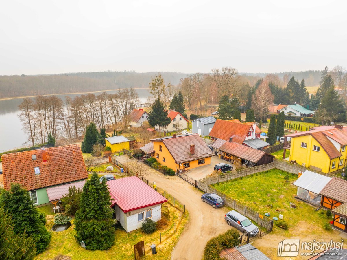 Stara Dobrzyca-Dom z widokiem na jezioro (31)