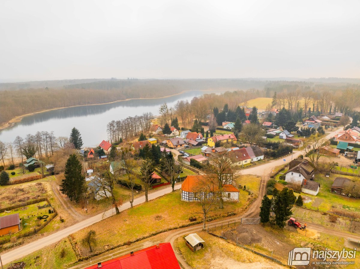 Stara Dobrzyca-Dom z widokiem na jezioro (5)
