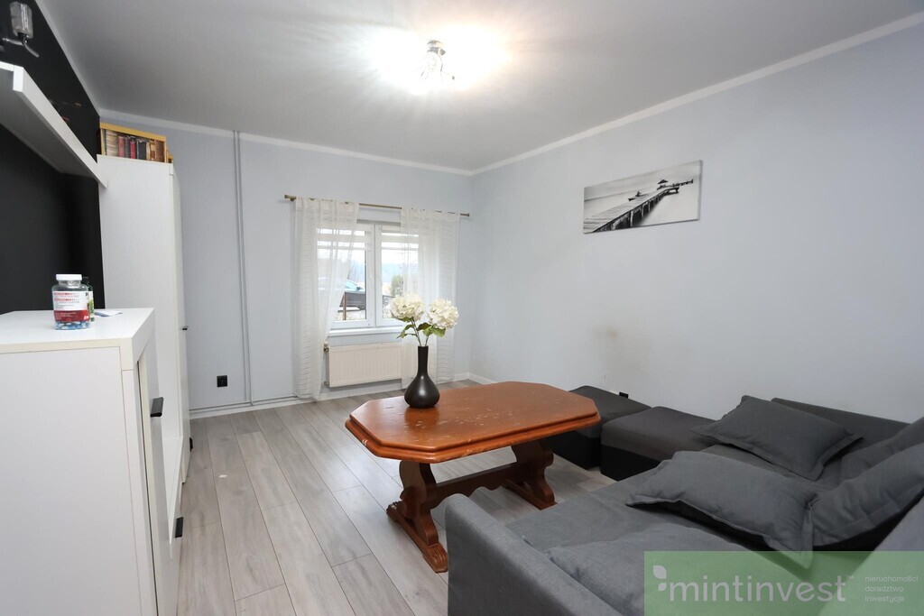 DOM SIEDLISKOWY Z DUŻĄ DZIAŁKĄ (4)