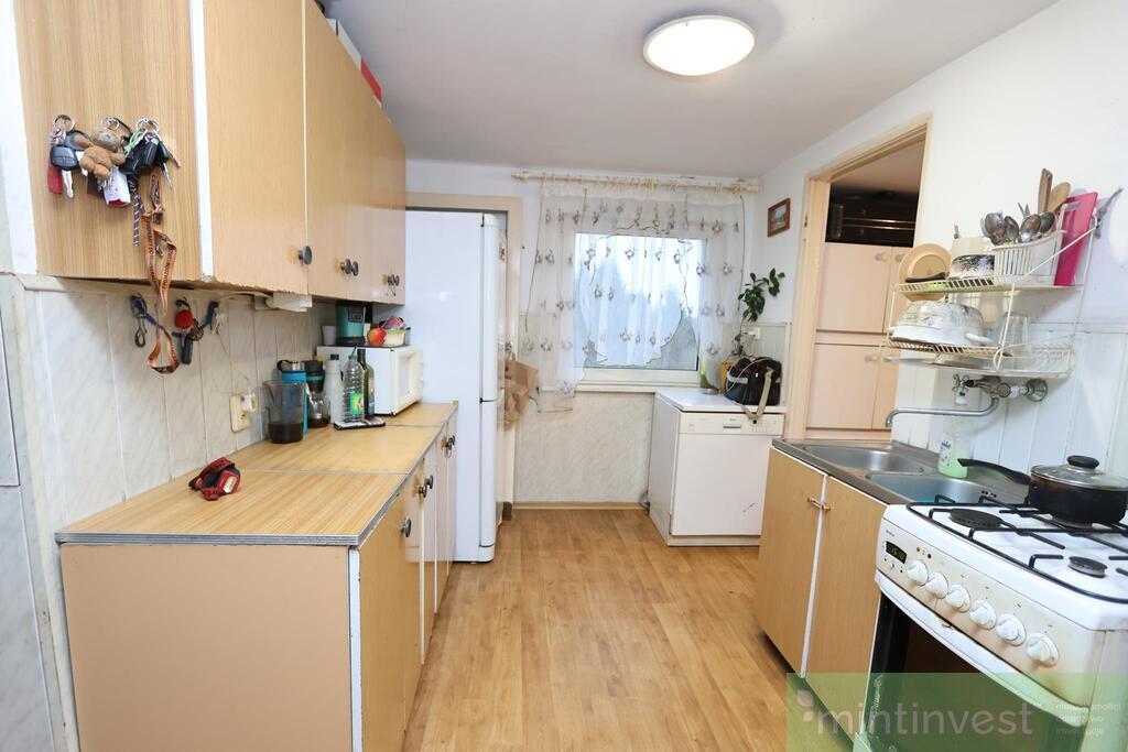 DOM SIEDLISKOWY Z DUŻĄ DZIAŁKĄ (15)