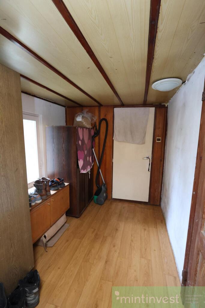 DOM SIEDLISKOWY Z DUŻĄ DZIAŁKĄ (16)