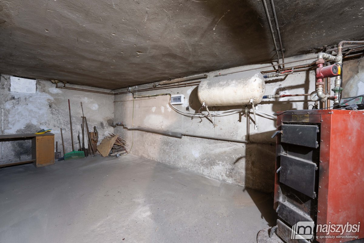 Łobez - mieszkanie z lokalem usługowym (6)