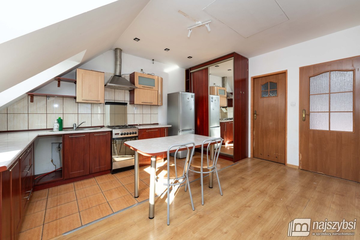 Łobez - mieszkanie z lokalem usługowym (9)