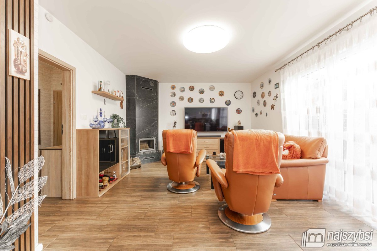 Goleniów -  bliźniak 83 m2 z wiatą REZERWACJA (12)