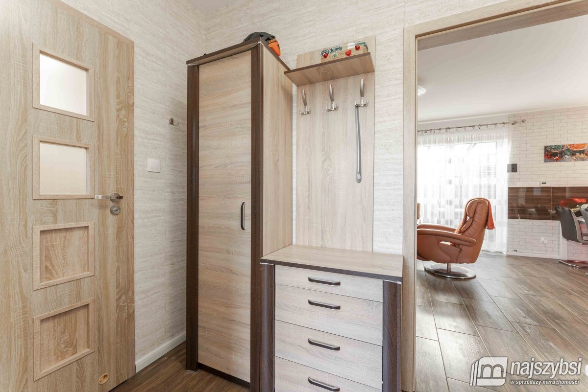 Goleniów -  bliźniak 83 m2 z wiatą REZERWACJA (14)