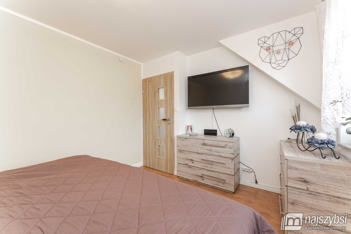 Goleniów -  bliźniak 83 m2 z wiatą REZERWACJA (17)