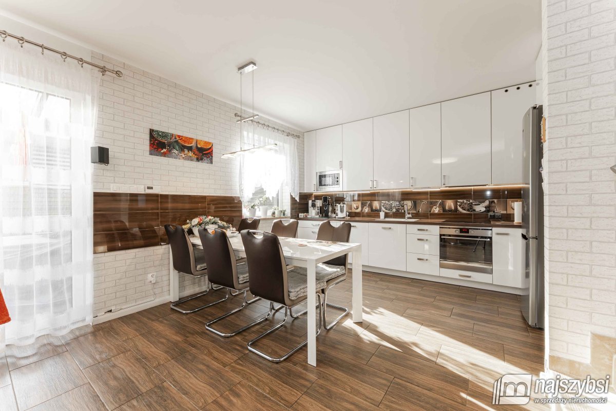 Goleniów -  bliźniak 83 m2 z wiatą REZERWACJA (2)