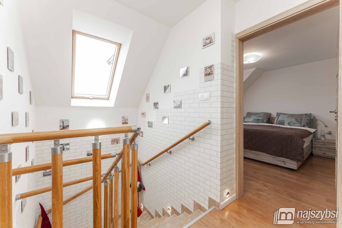 Goleniów -  bliźniak 83 m2 z wiatą REZERWACJA (25)