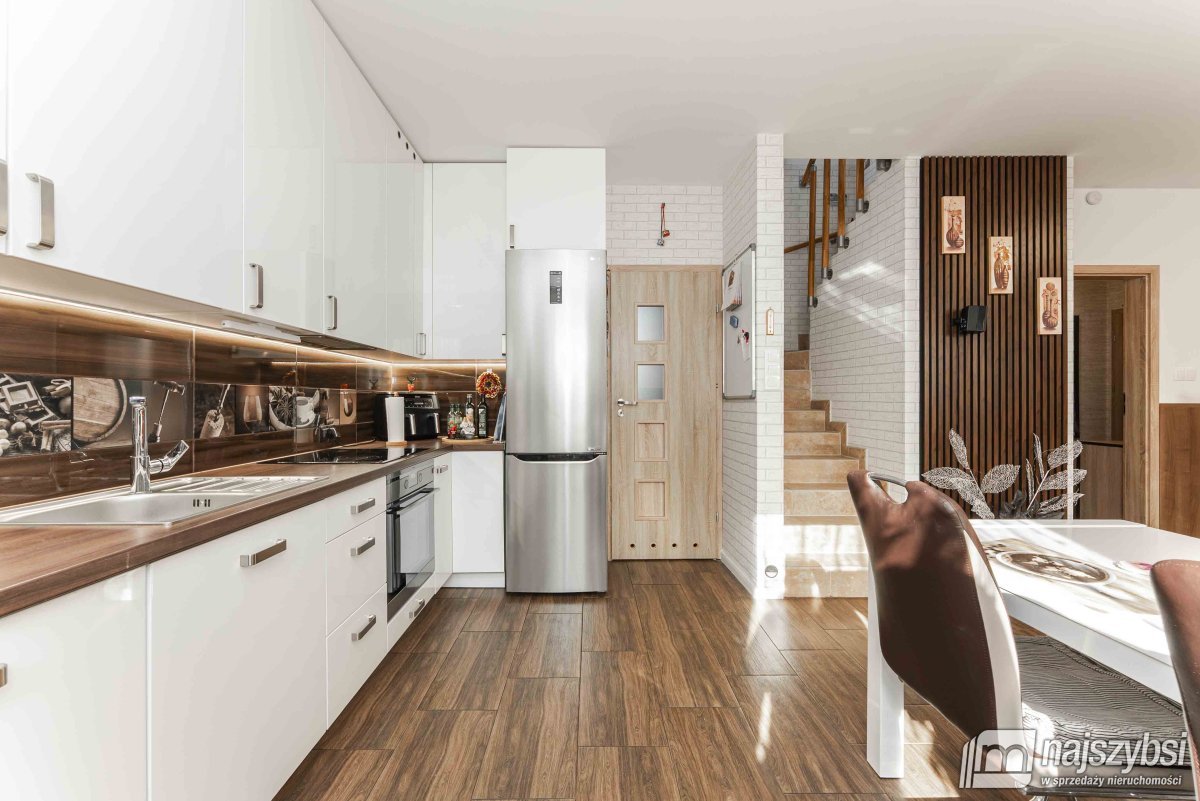 Goleniów -  bliźniak 83 m2 z wiatą REZERWACJA (8)