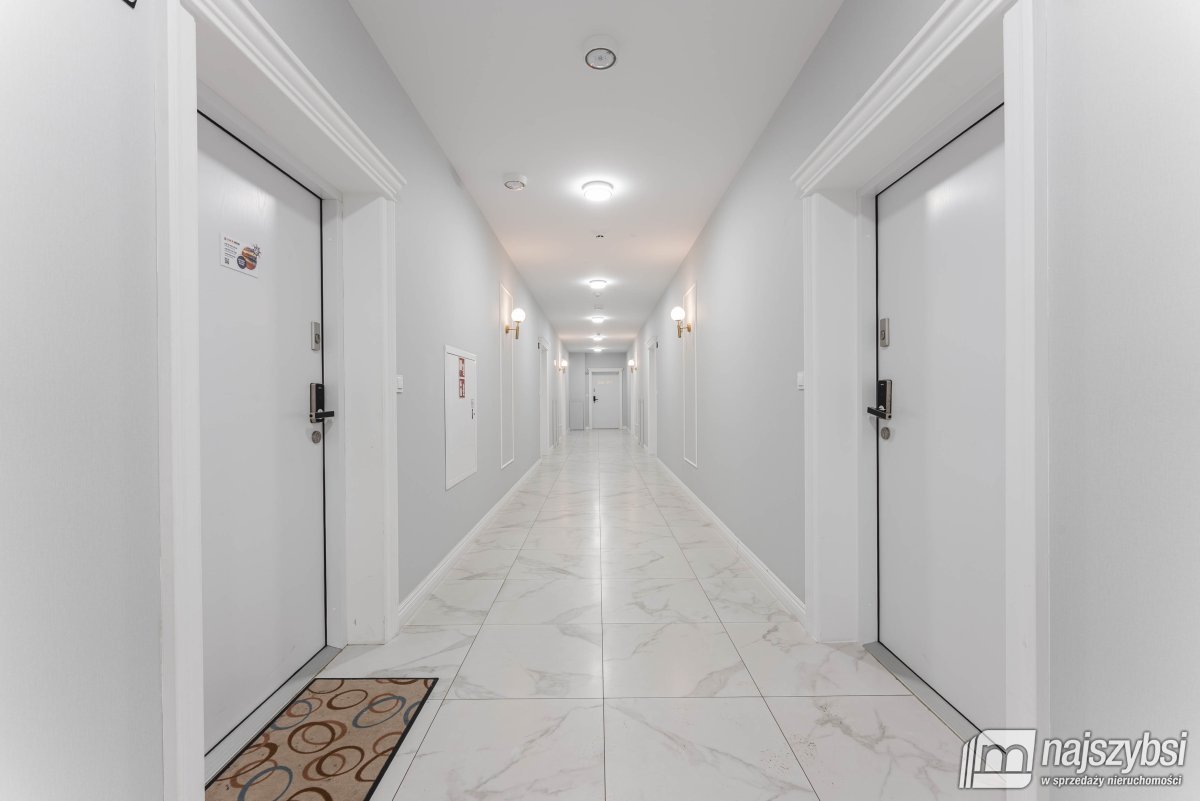 Sianożęty- Luksusowy apartament z ogródkiem  - bli (16)