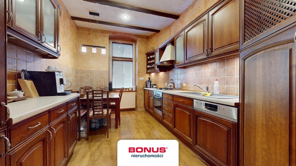 Top lokalizacja- Plac Zgody-3pok, piwnica, mp (10)