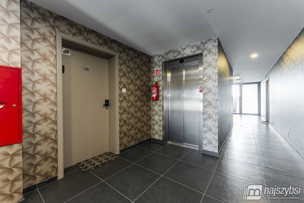 Sianożęty - Luksusowy apartament  z dużą loggią ! (10)