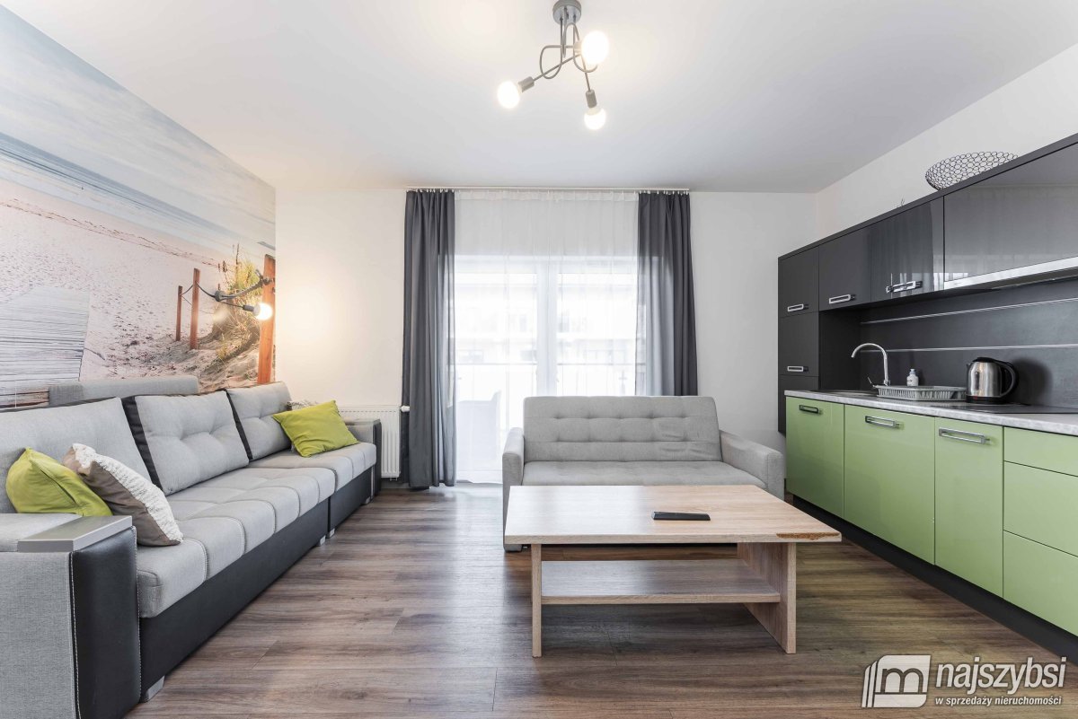 Sianożęty - Luksusowy apartament  z dużą loggią ! (2)