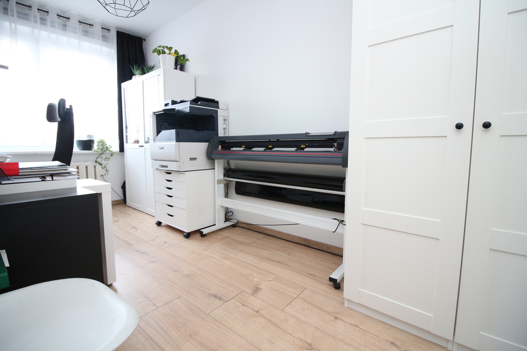 4 pokojowe mieszkanie -gotowe do zamieszkania. (10)