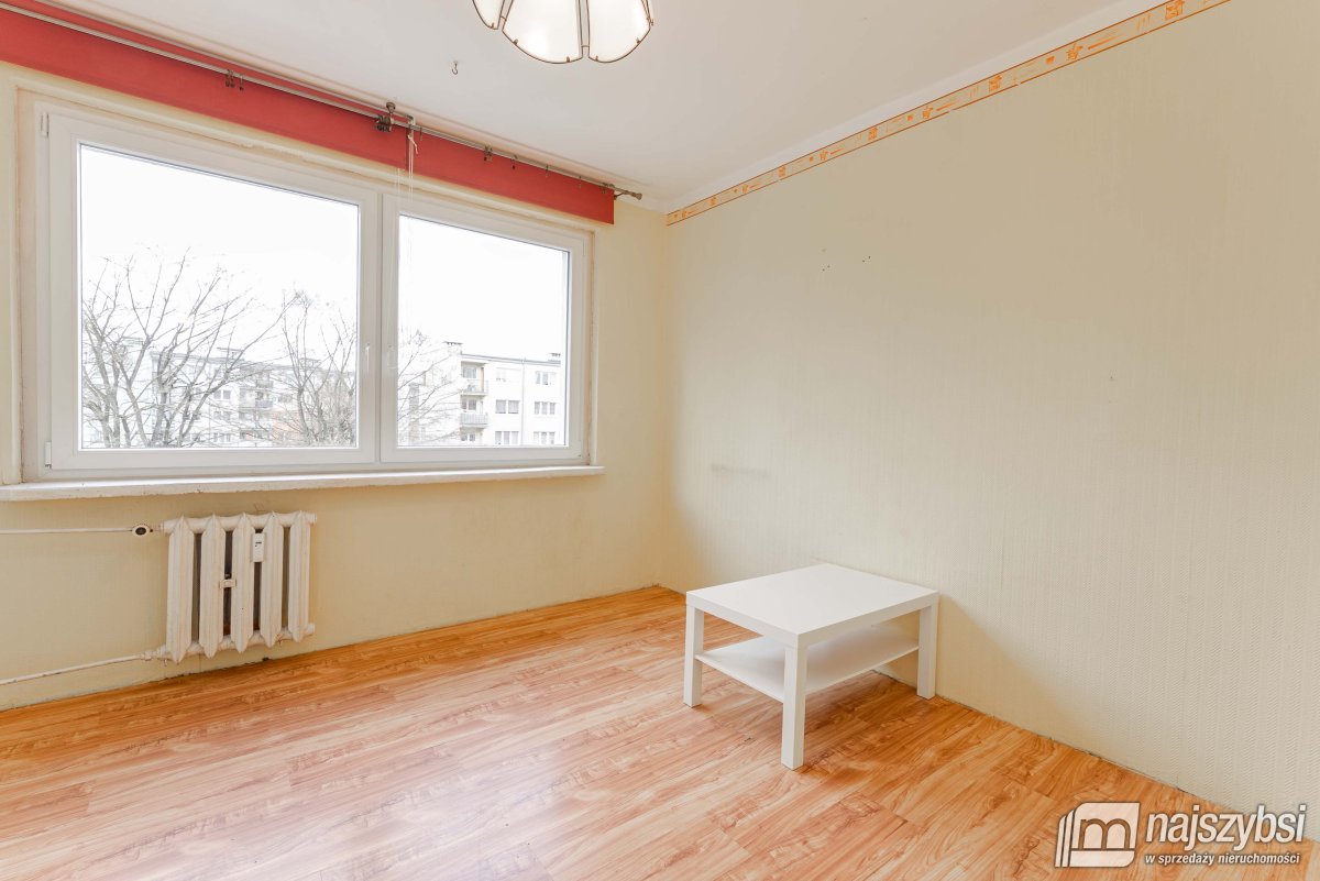 Goleniów - mieszkanie 3-pok. z widokiem na park (10)