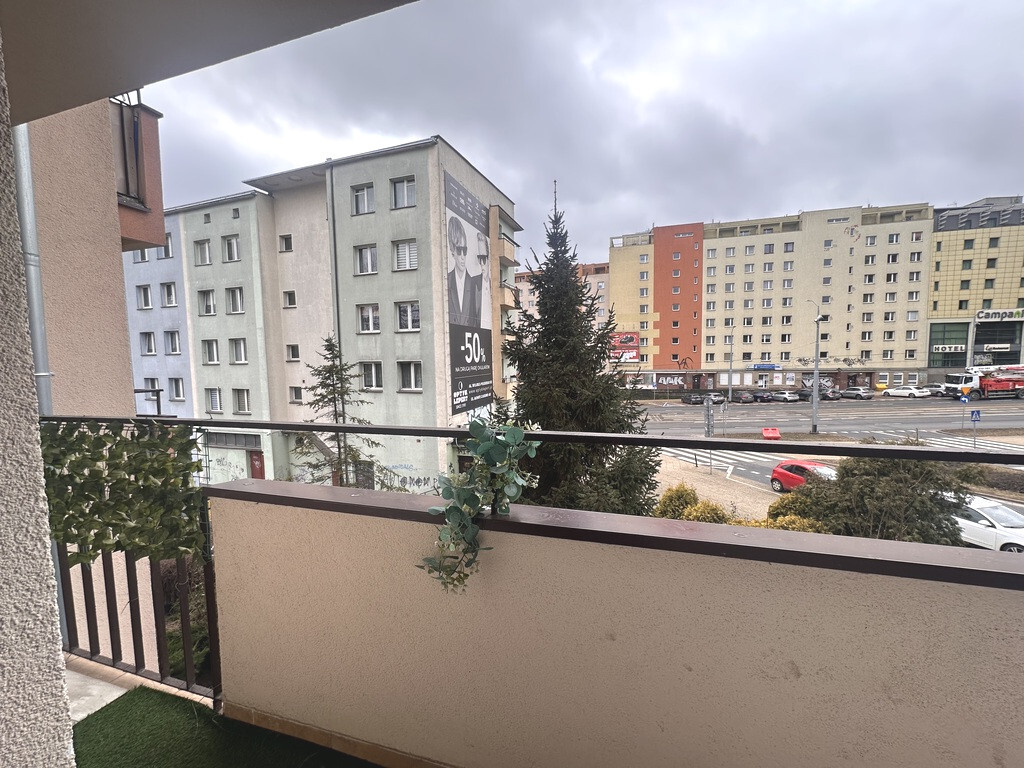 3 pok. osobna kuchnia, balkon, przy Katedrze (11)