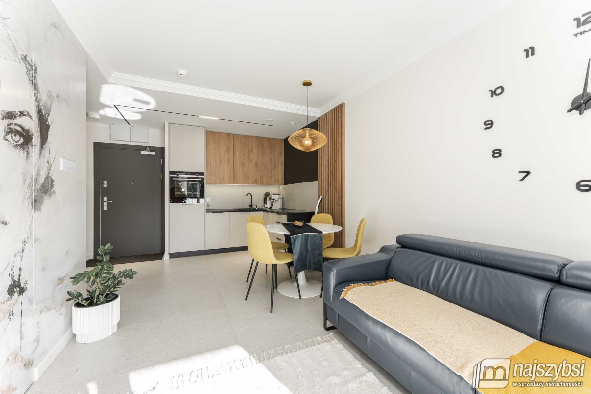 KOŁOBRZEG - EKSKLUZYWNY  APARTAMENT PREMIUM   W LI (8)