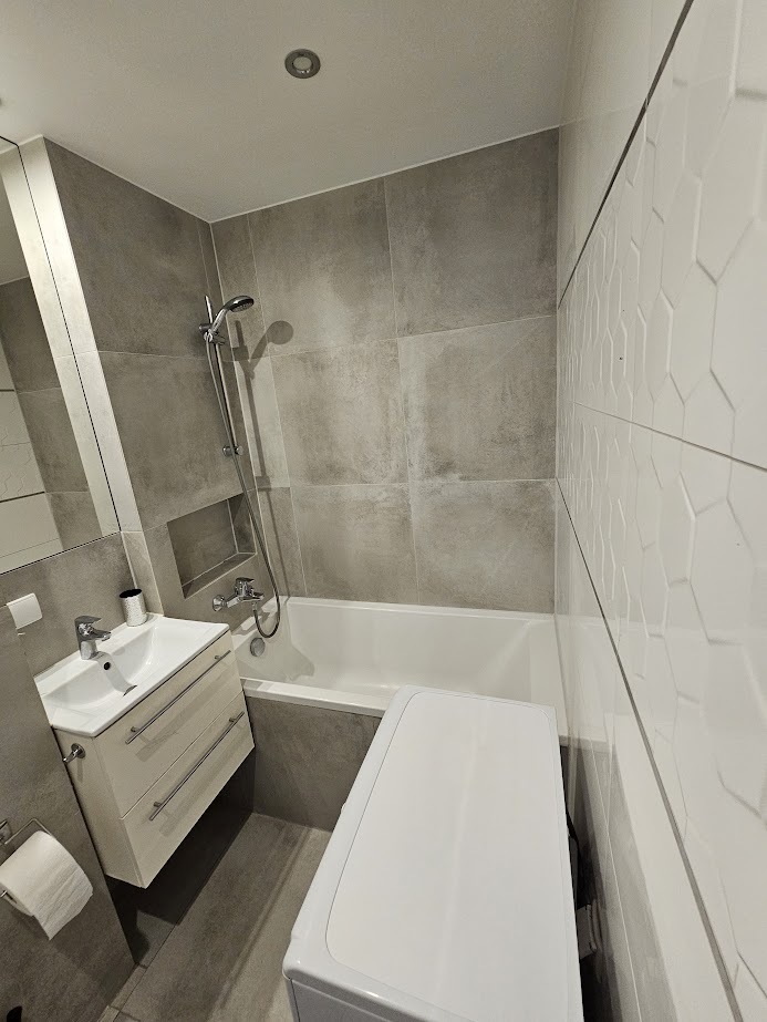 2 pokoje w centrum. (13)