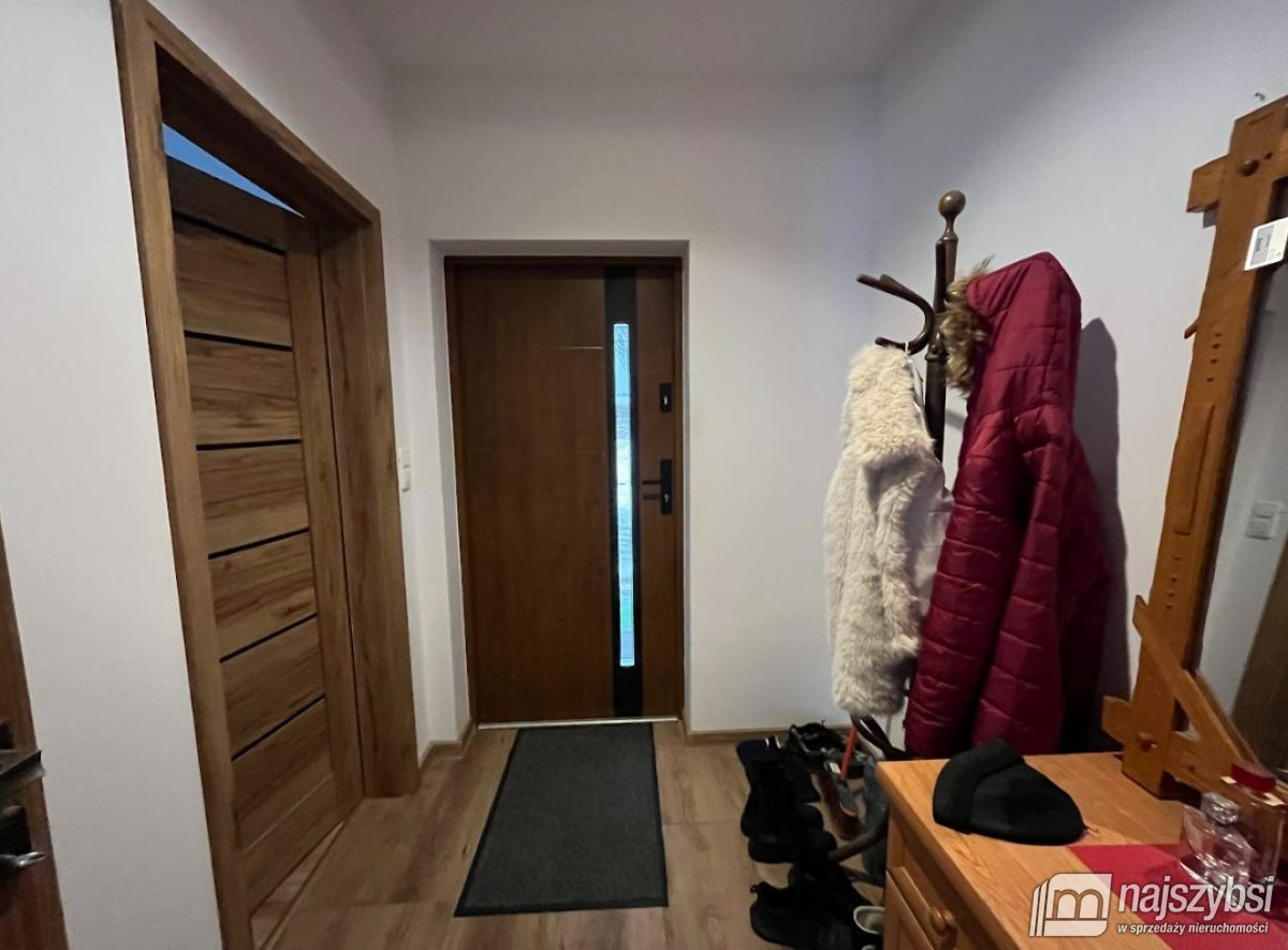 Karlino- dom wolnostojący w malowniczej okolicy (10)