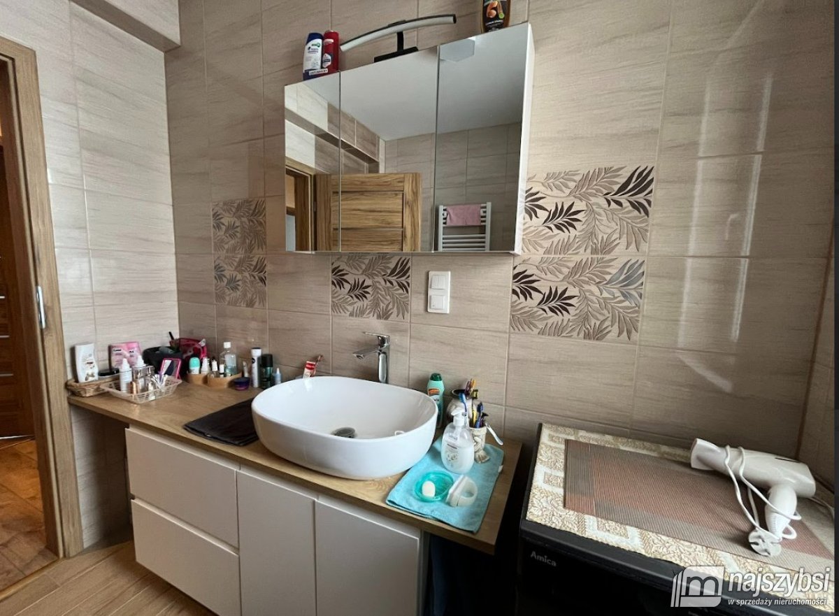 Karlino- dom wolnostojący w malowniczej okolicy (15)