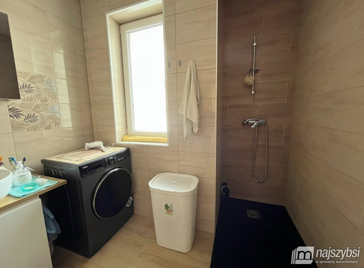 Karlino- dom wolnostojący w malowniczej okolicy (16)