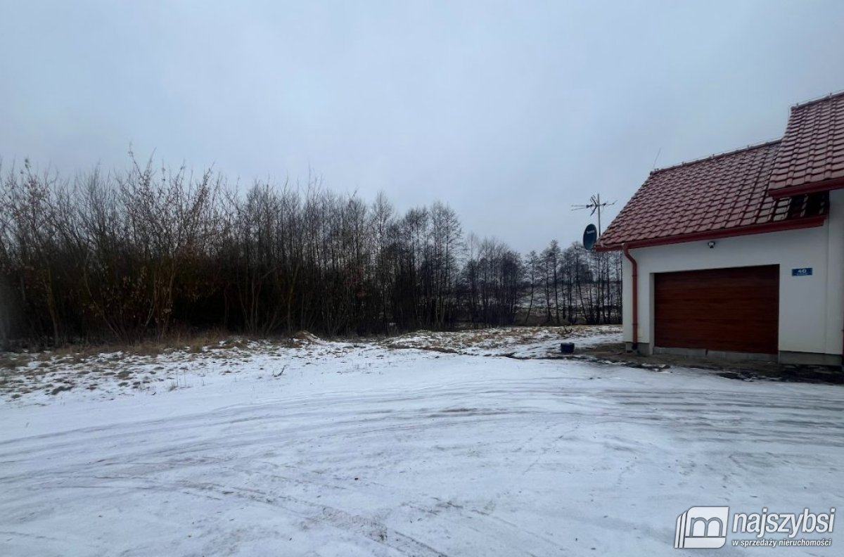 Karlino- dom wolnostojący w malowniczej okolicy (5)