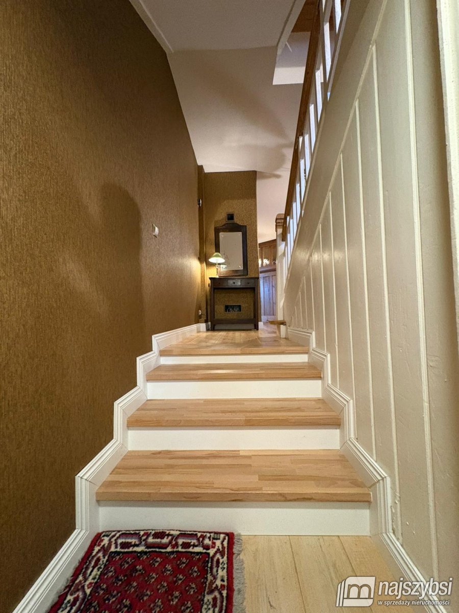 Wałcz-Willa miejska nad dwoma jeziorami (11)