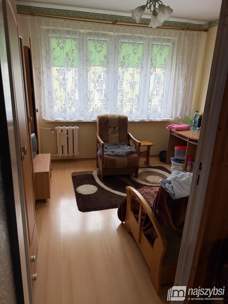Nowogard - mieszkanie 3-pokojowe 57,8m2 z loggią (2)