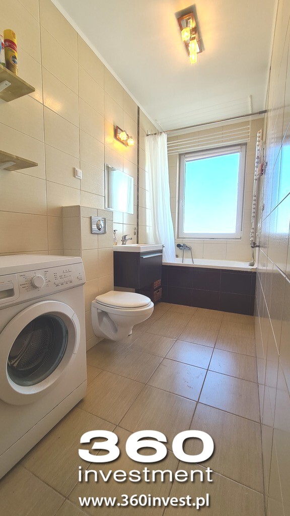 Na wynajem w nowym budynku 2 pok. + garaż + balkon (9)