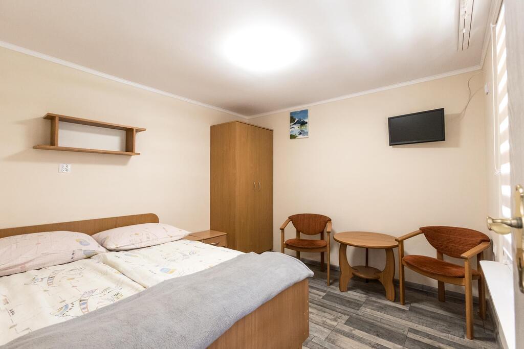 Na sprzedaż dom + 3 domki letniskowe - Pobierowo (6)