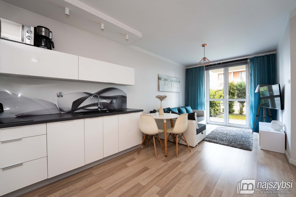 Kołobrzeg - mieszkanie z ogródkiem 600m od morza (3)