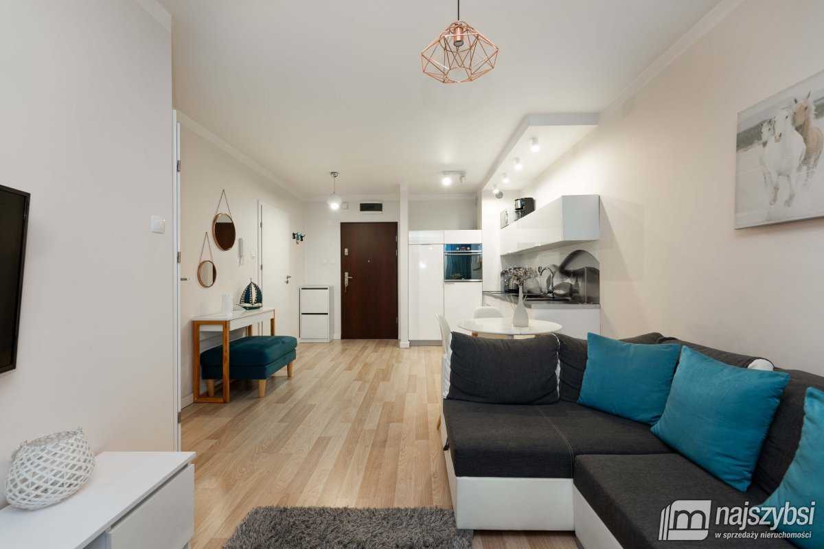 Kołobrzeg - mieszkanie z ogródkiem 600m od morza (6)