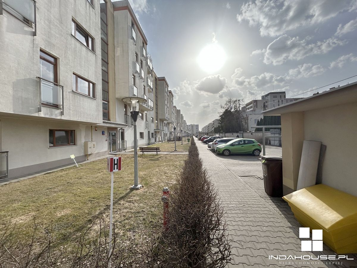 3 - pokojowe mieszkanie przy ul. Dzieci Warszawy (16)