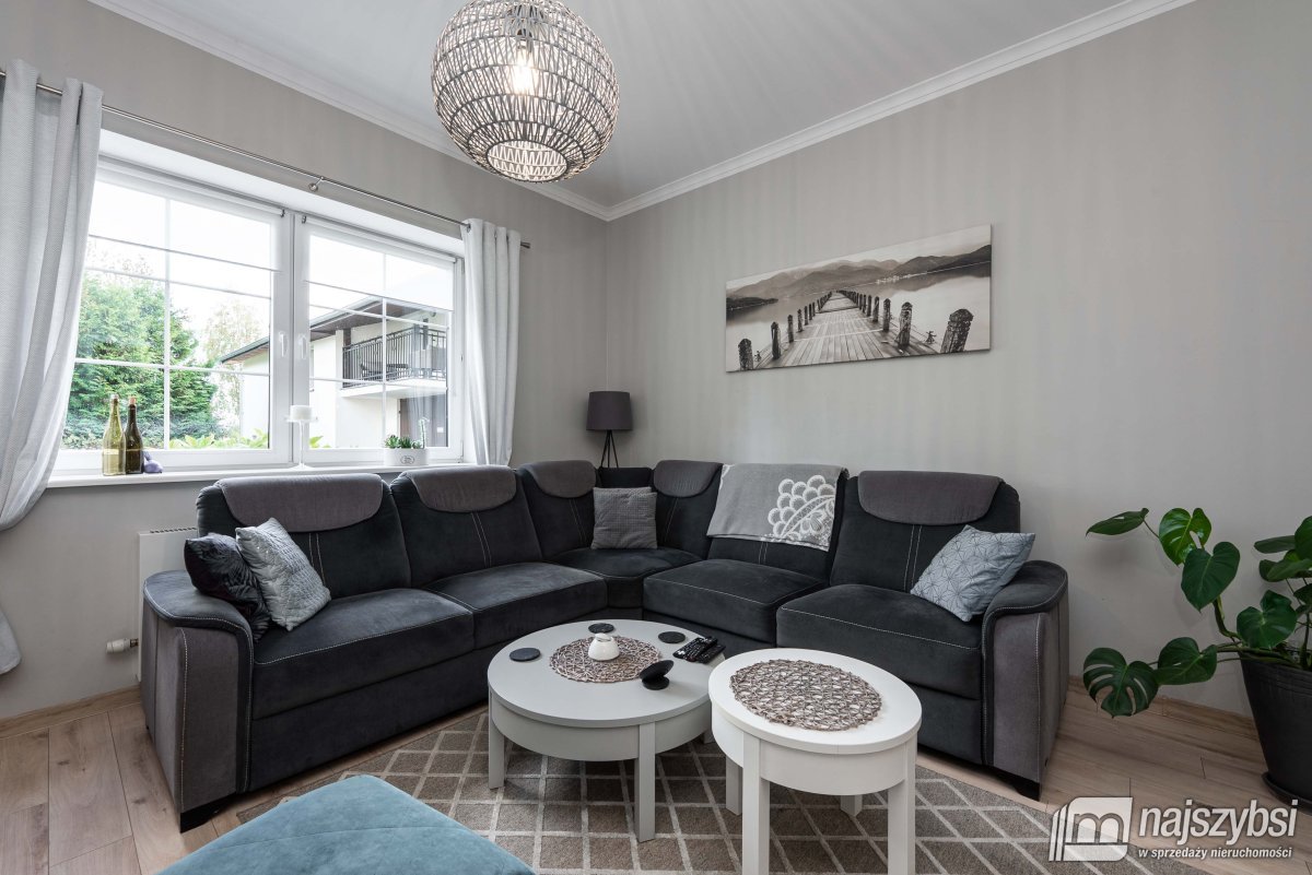 PARSOWO-DUŻA POSIADŁOŚĆ NA UBOCZU  (11)