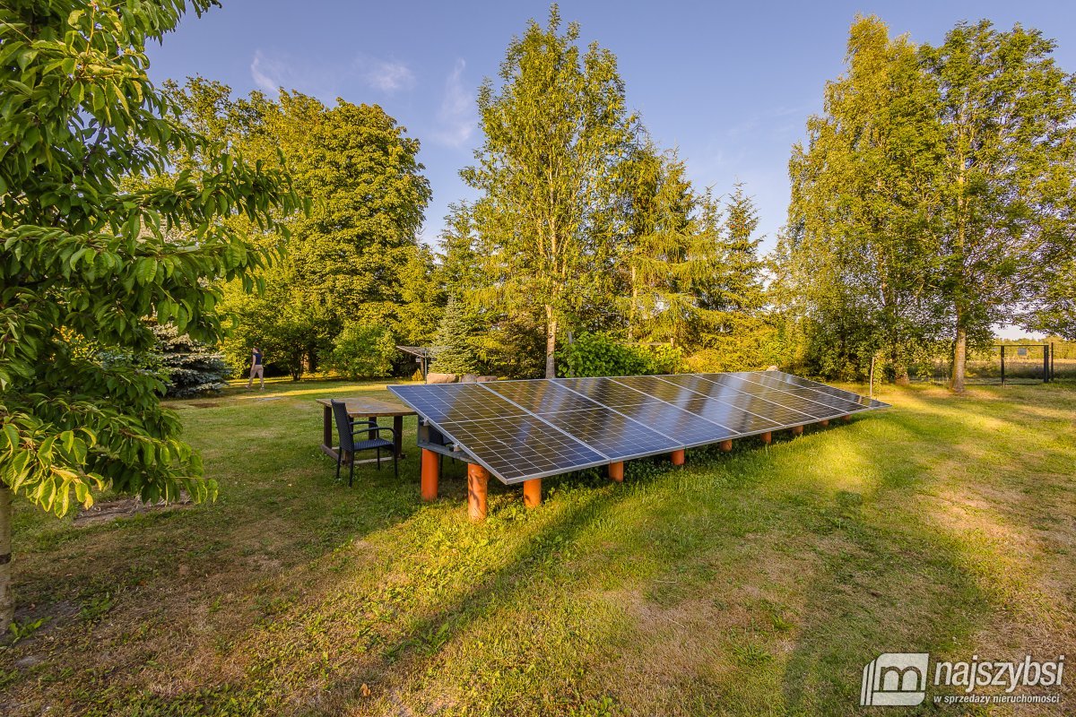 PARSOWO-DUŻA POSIADŁOŚĆ NA UBOCZU  (9)