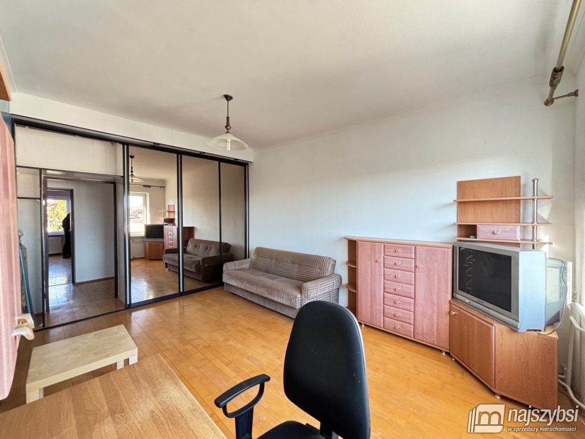 Kołobrzeg - 2 - pokojowe mieszkanie 72 m2 w centru (2)