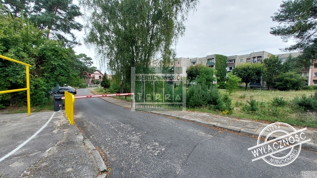 Klimatyczne mieszkanie przy lesie (18)