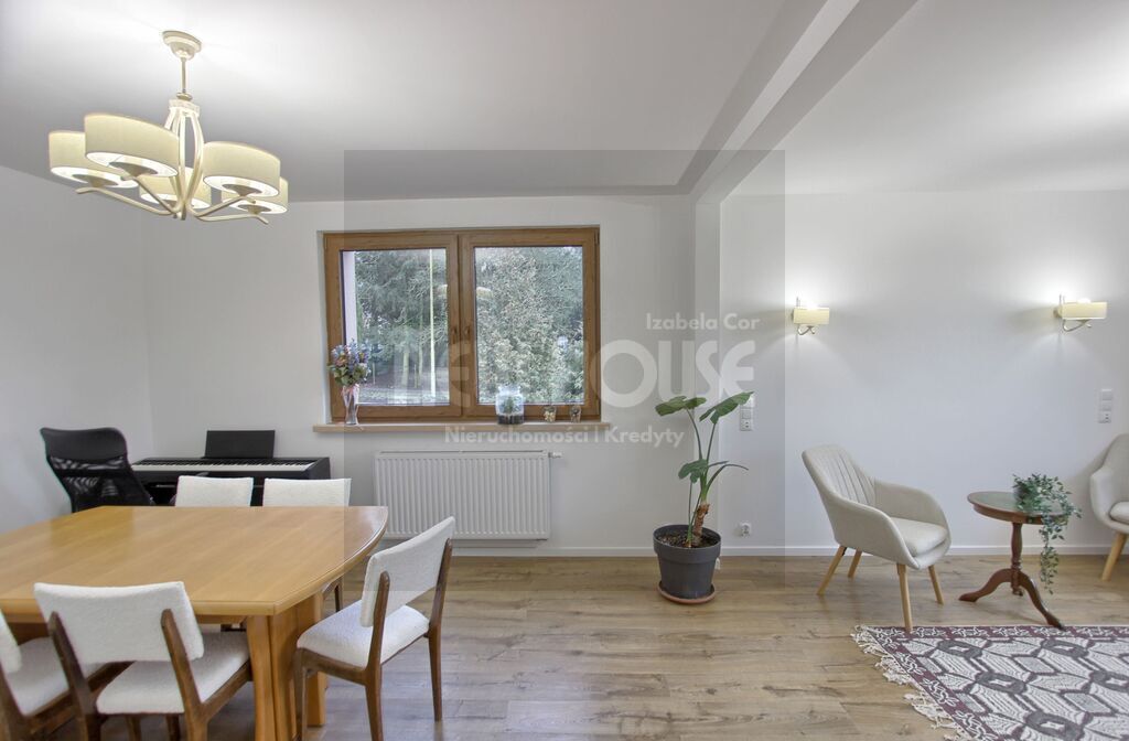 Dom z dużym ogrodem Warszewo (5)