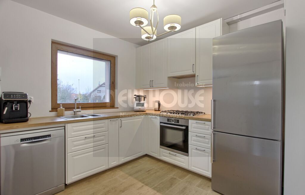 Dom z dużym ogrodem Warszewo (9)