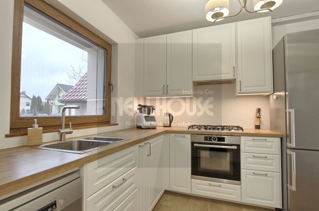 Dom z dużym ogrodem Warszewo (10)