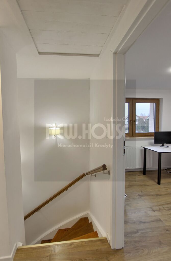 Dom z dużym ogrodem Warszewo (18)