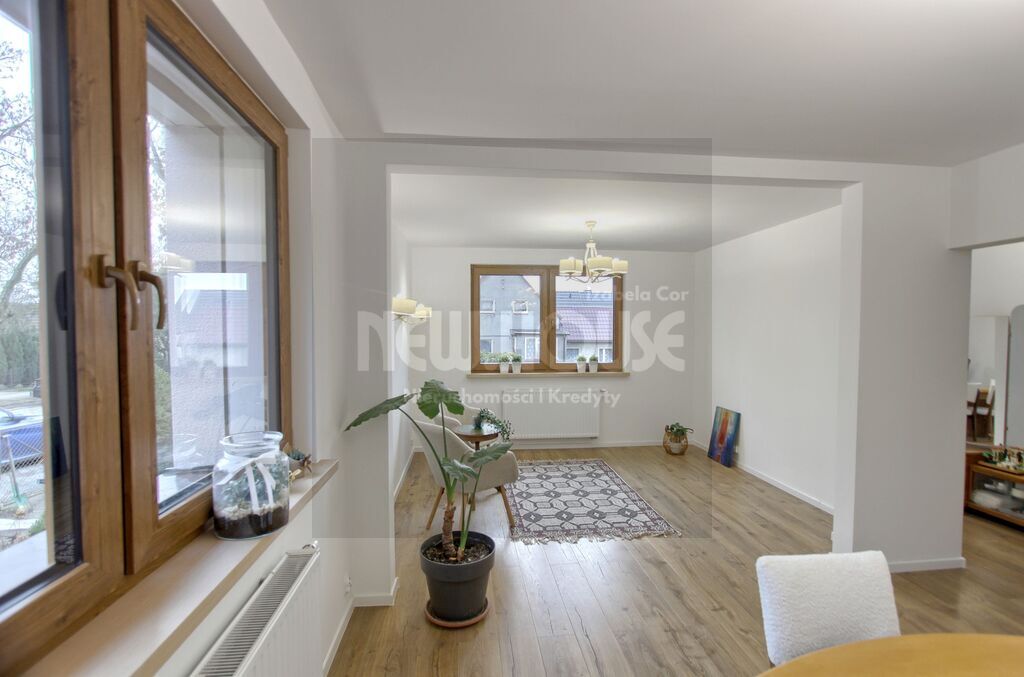 Dom z dużym ogrodem Warszewo (22)