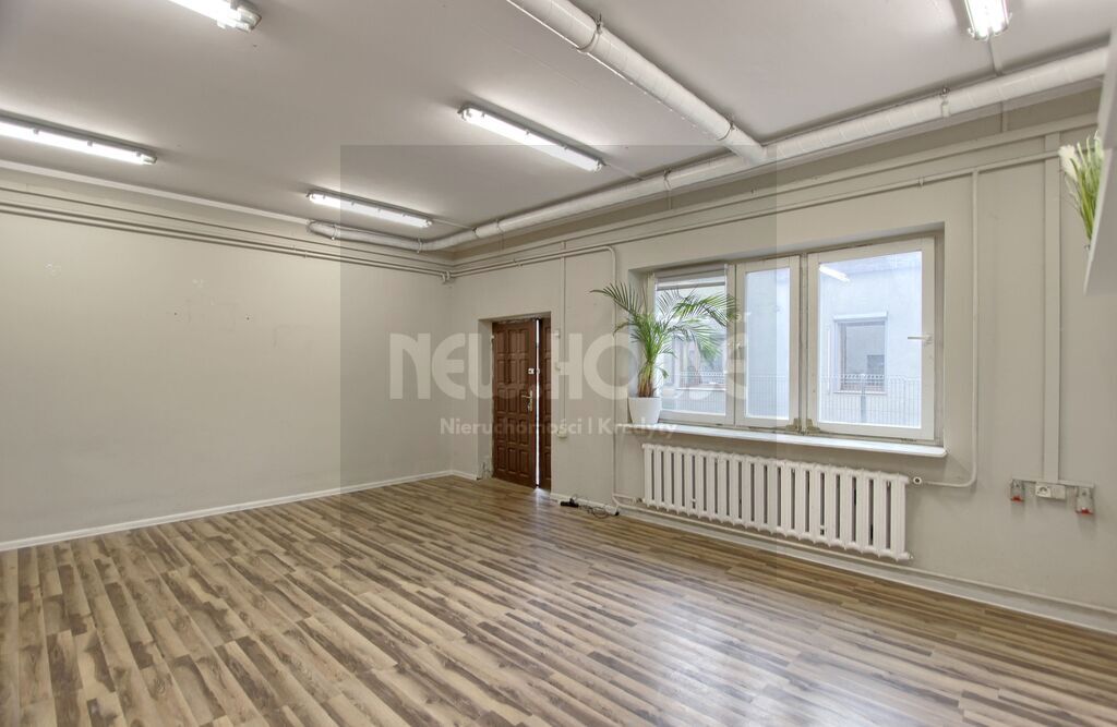 Lokal biurowo-magazynowy (3)
