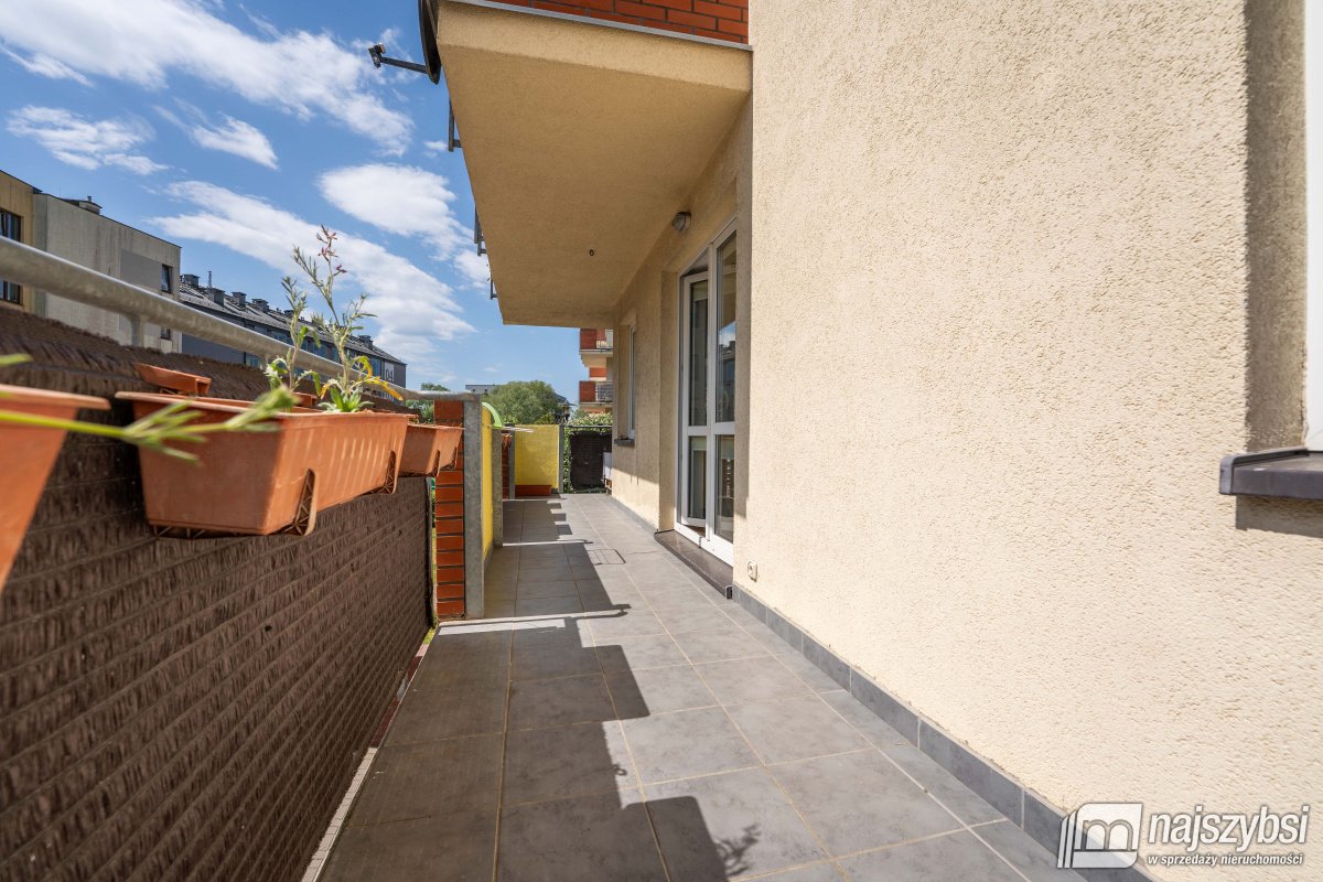 Kołobrzeg - 2 pok. z garażem i komórką lokatorską (13)