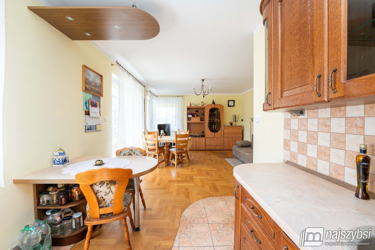 Kołobrzeg - 2 pok. z garażem i komórką lokatorską (7)