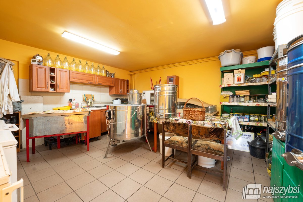 Tursko- Dom 200 m 2 + budynek do adaptacji (24)