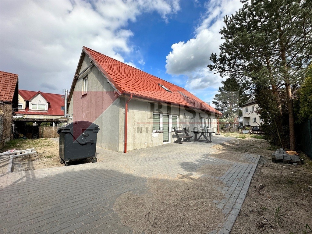 Na wynajem dom w Płoni 13 pokoi 260m2 (1)